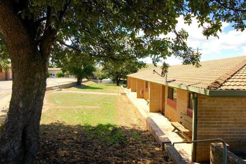 Snowy Mountains Resort And Function Centre Adaminaby Kültér fotó