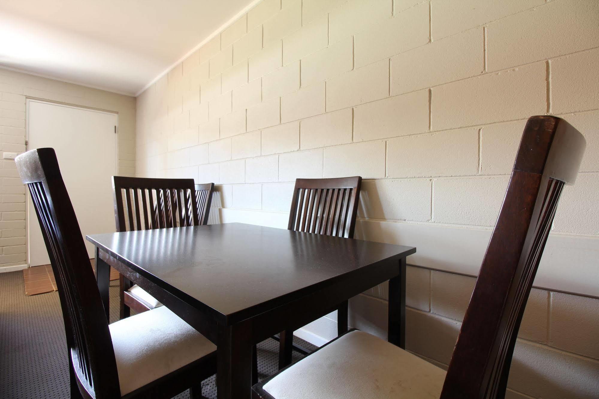 Snowy Mountains Resort And Function Centre Adaminaby Kültér fotó