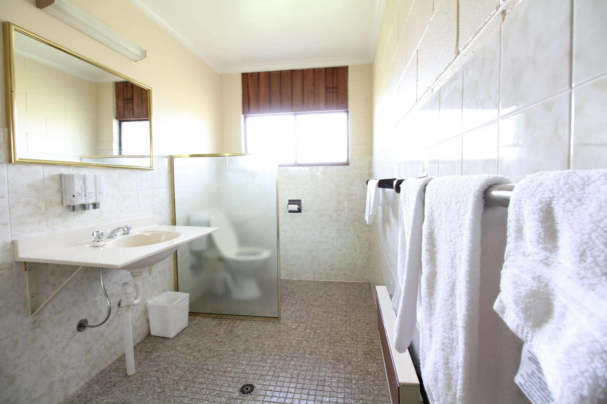 Snowy Mountains Resort And Function Centre Adaminaby Kültér fotó