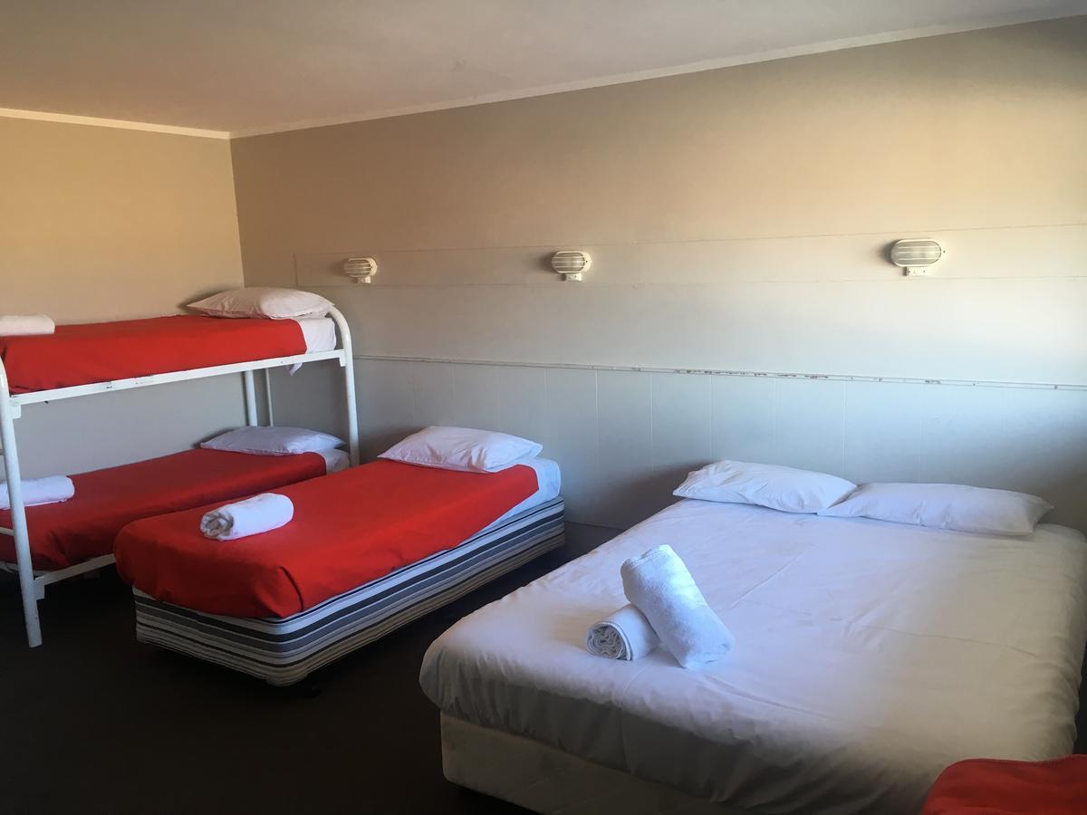 Snowy Mountains Resort And Function Centre Adaminaby Kültér fotó